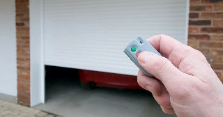 Купить автоматику для рулонных ворот Мытищи, цена от 2713 руб.