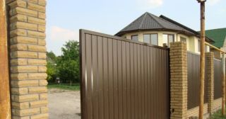 Купить откатные ворота из профнастила Мытищи, цена от 1741 руб.