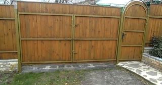 Купить распашные ворота деревянные Мытищи, цена от 2713 руб.